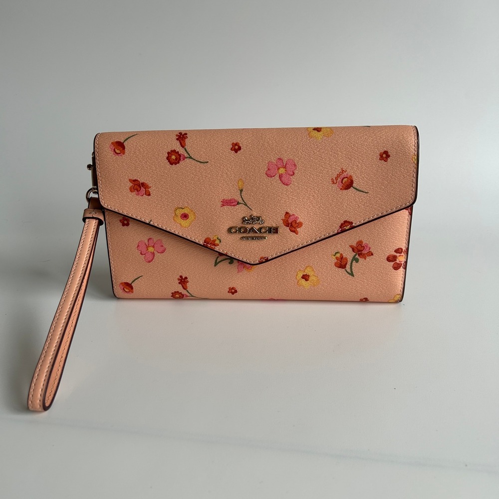 Coach Travel Envelope Wallet Mystical Floral Pink Leather Wristlet C8708